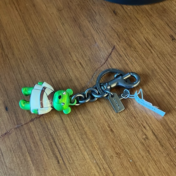 Coach New York x Star Wars Yoda Bear Trigger key chain bag charm new FOB - Picture 7 of 11